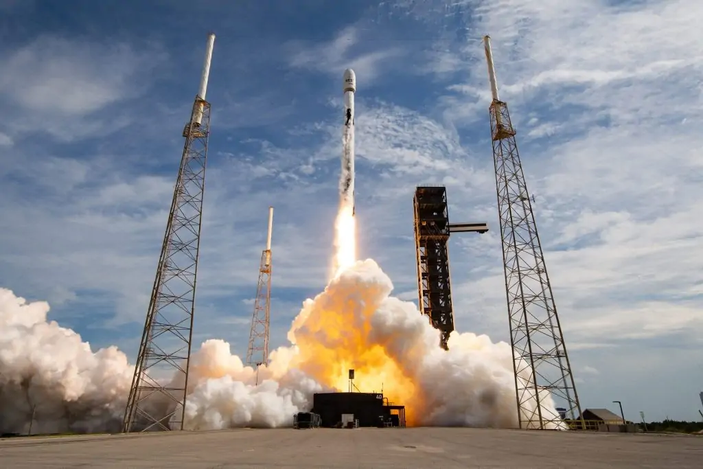 Satellites Internet SpaceX : Lancement réussi des O3b mPOWER 9 et 10 pour révolutionner la connectivité mondiale 5 Satellites Internet SpaceX : Lancement Réussi des O3b mPOWER 9 et 10 pour Révolutionner la Connectivité Mondiale